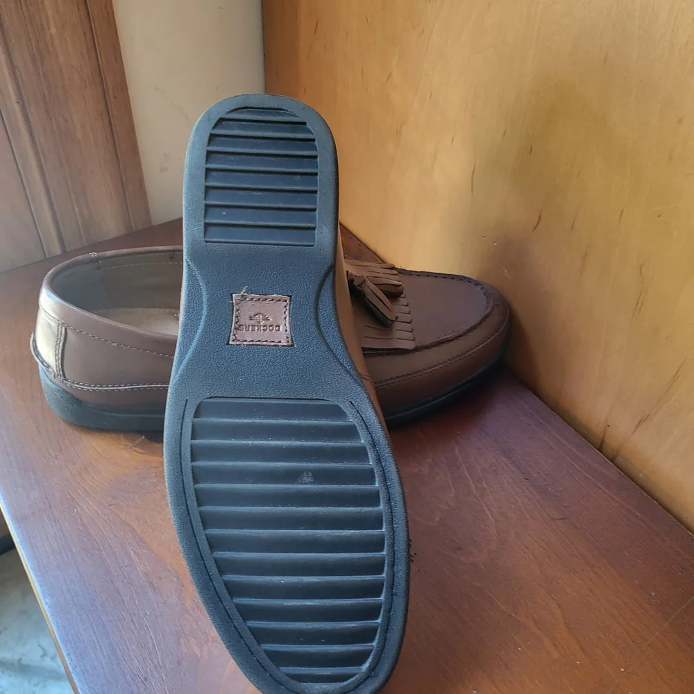 NEW Dockers Tan Leather Loafers with Fringe - 14